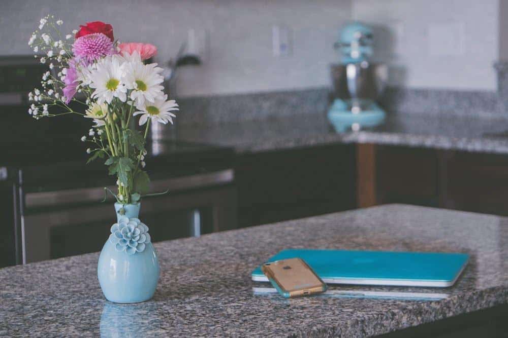 sealed granite countertop